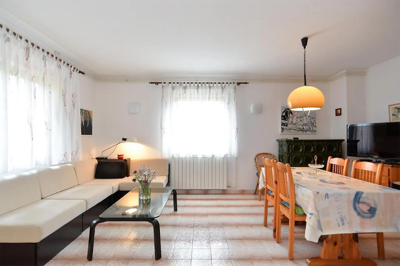 Apartment Anton 2083 Premantura Croatia