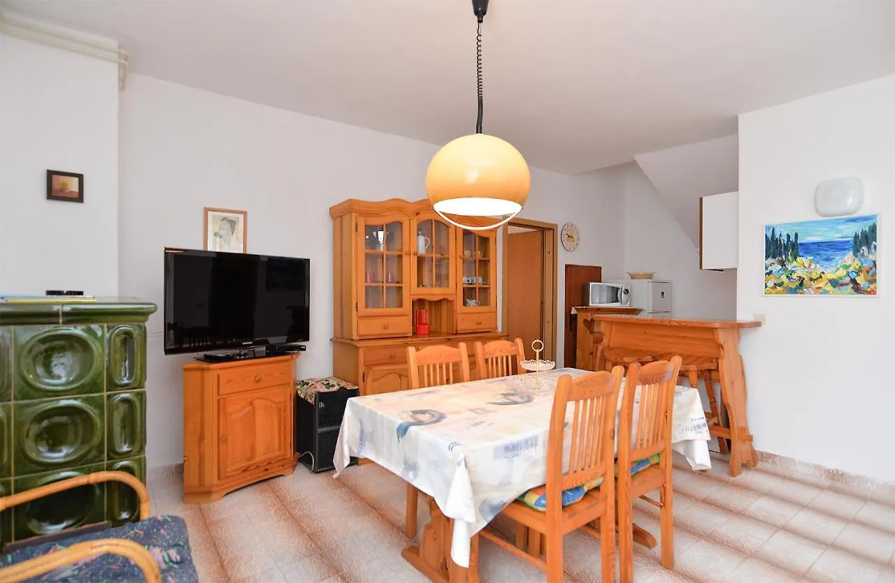 Apartment Anton 2083 Premantura 0*,  Croatia